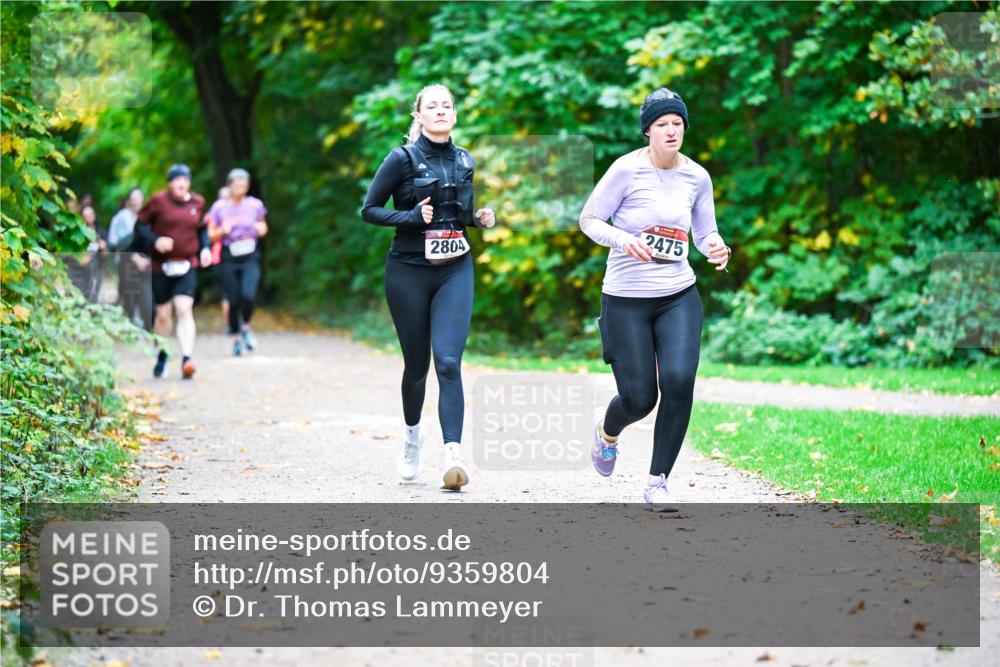 12.10.2025 - Bramfelder Halbmarathon 2025 Dr. Thomas Lammeyer http://msf.ph/oto/9359804 12.10.2025 11:09:35 Laufen 2804, 2475 meine-sportfotos.de