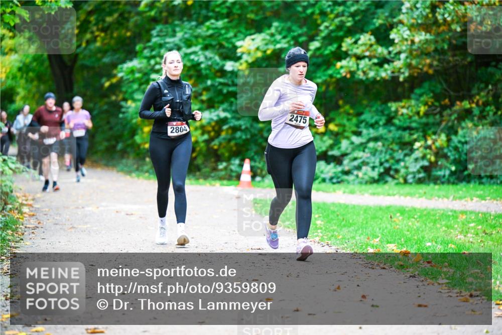 12.10.2025 - Bramfelder Halbmarathon 2025 Dr. Thomas Lammeyer http://msf.ph/oto/9359809 12.10.2025 11:09:35 Laufen 2804, 2475 meine-sportfotos.de