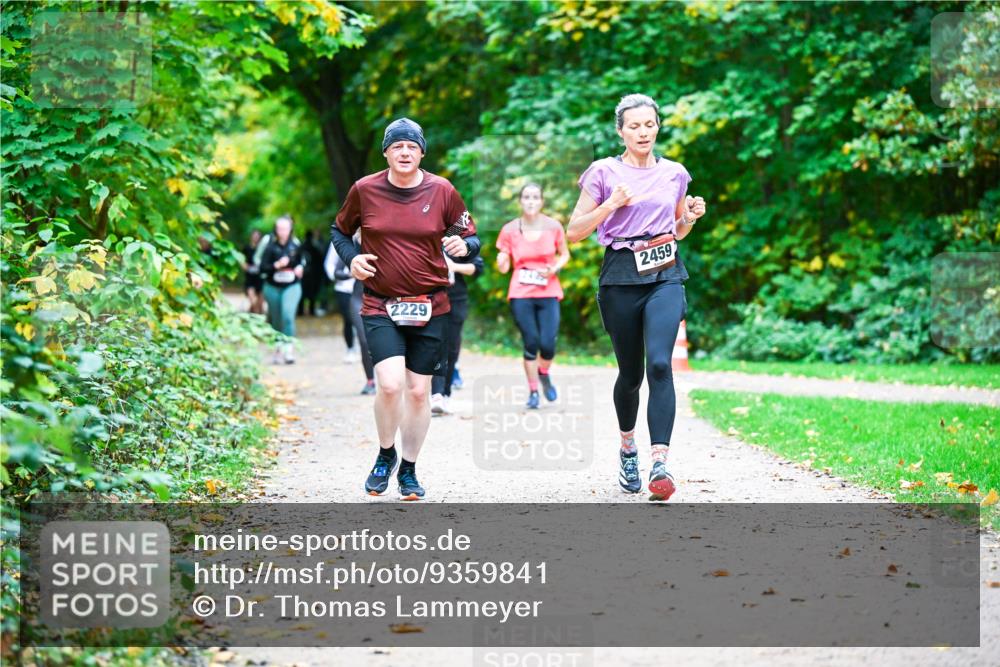 12.10.2025 - Bramfelder Halbmarathon 2025 Dr. Thomas Lammeyer http://msf.ph/oto/9359841 12.10.2025 11:09:43 Laufen 2459, 2229 meine-sportfotos.de