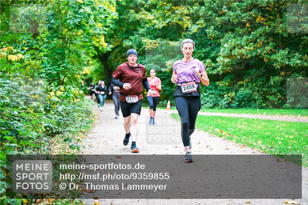 12.10.2025 - Bramfelder Halbmarathon 2025 Dr. Thomas Lammeyer http://msf.ph/oto/9359855 12.10.2025 11:09:44 Laufen 2459, 2229 meine-sportfotos.de