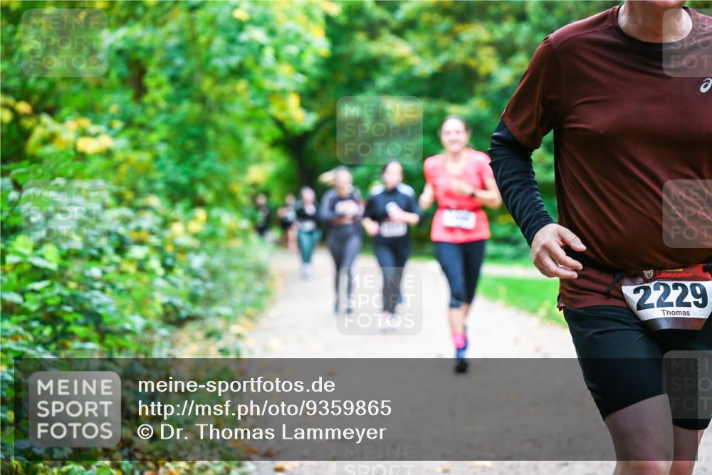 12.10.2025 - Bramfelder Halbmarathon 2025 Dr. Thomas Lammeyer http://msf.ph/oto/9359865 12.10.2025 11:09:47 Laufen 2229 meine-sportfotos.de