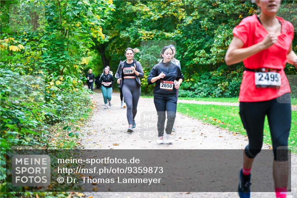 12.10.2025 - Bramfelder Halbmarathon 2025 Dr. Thomas Lammeyer http://msf.ph/oto/9359873 12.10.2025 11:09:49 Laufen 224, 2859, 2650, 2495 meine-sportfotos.de