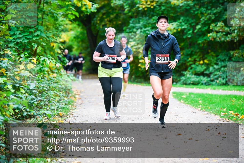 12.10.2025 - Bramfelder Halbmarathon 2025 Dr. Thomas Lammeyer http://msf.ph/oto/9359993 12.10.2025 11:10:12 Laufen 300, 2438 meine-sportfotos.de