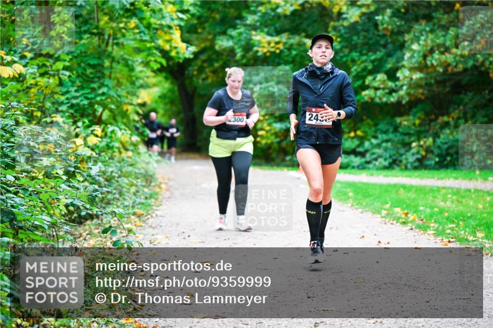 12.10.2025 - Bramfelder Halbmarathon 2025 Dr. Thomas Lammeyer http://msf.ph/oto/9359999 12.10.2025 11:10:13 Laufen 2300, 24 meine-sportfotos.de
