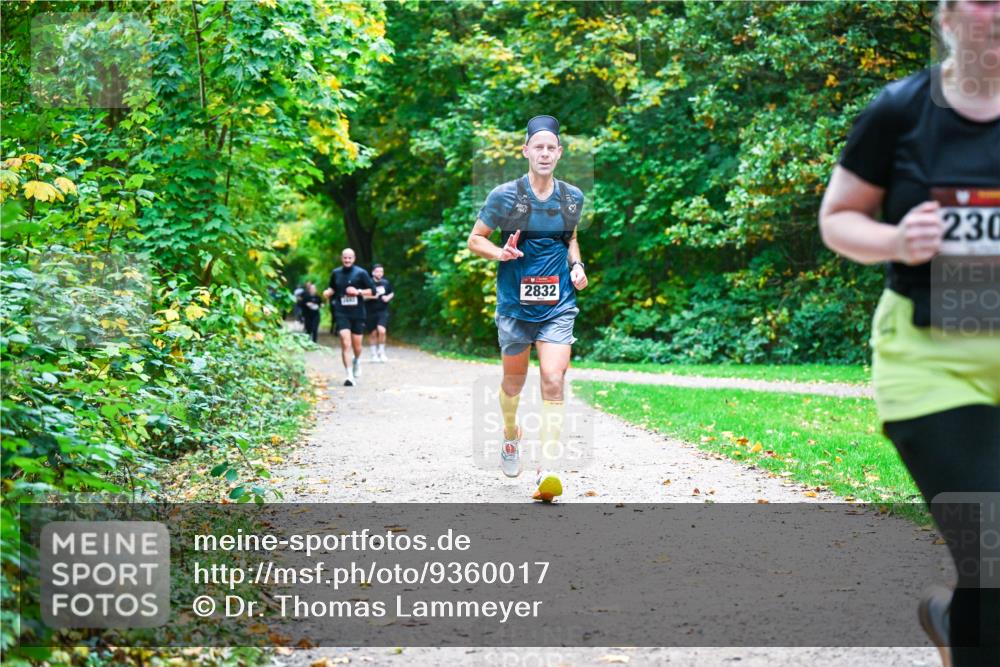 12.10.2025 - Bramfelder Halbmarathon 2025 Dr. Thomas Lammeyer http://msf.ph/oto/9360017 12.10.2025 11:10:16 Laufen 2832, 230 meine-sportfotos.de