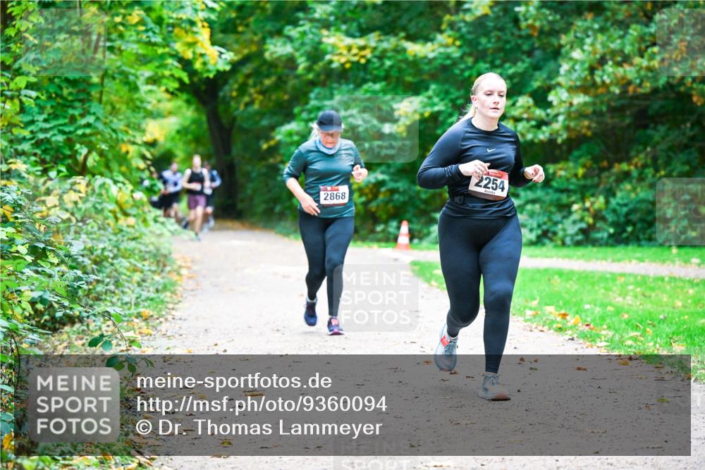 12.10.2025 - Bramfelder Halbmarathon 2025 Dr. Thomas Lammeyer http://msf.ph/oto/9360094 12.10.2025 11:10:34 Laufen 2868, 2254 meine-sportfotos.de