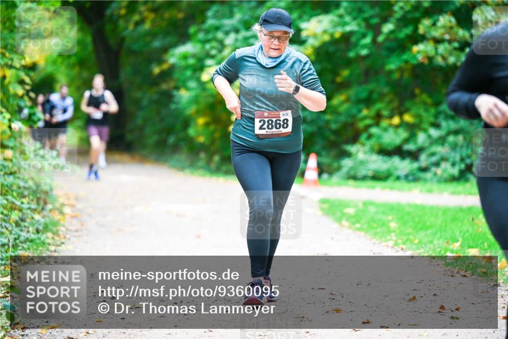12.10.2025 - Bramfelder Halbmarathon 2025 Dr. Thomas Lammeyer http://msf.ph/oto/9360095 12.10.2025 11:10:35 Laufen 32, 2868 meine-sportfotos.de