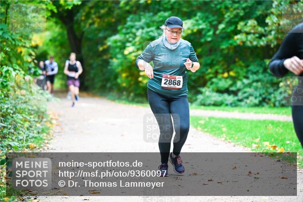12.10.2025 - Bramfelder Halbmarathon 2025 Dr. Thomas Lammeyer http://msf.ph/oto/9360097 12.10.2025 11:10:35 Laufen 32, 2868 meine-sportfotos.de