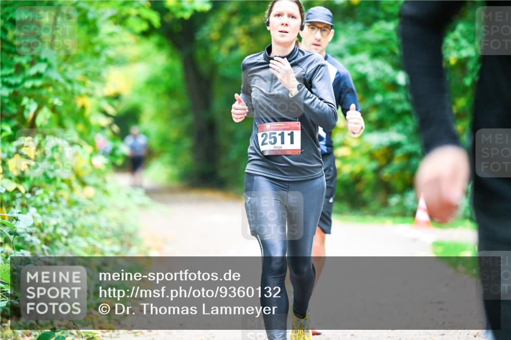 12.10.2025 - Bramfelder Halbmarathon 2025 Dr. Thomas Lammeyer http://msf.ph/oto/9360132 12.10.2025 11:10:47 Laufen 34, 2511 meine-sportfotos.de