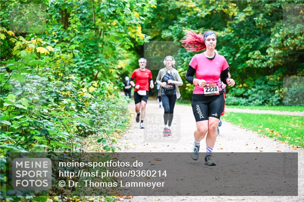 12.10.2025 - Bramfelder Halbmarathon 2025 Dr. Thomas Lammeyer http://msf.ph/oto/9360214 12.10.2025 11:11:13 Laufen 2228 meine-sportfotos.de