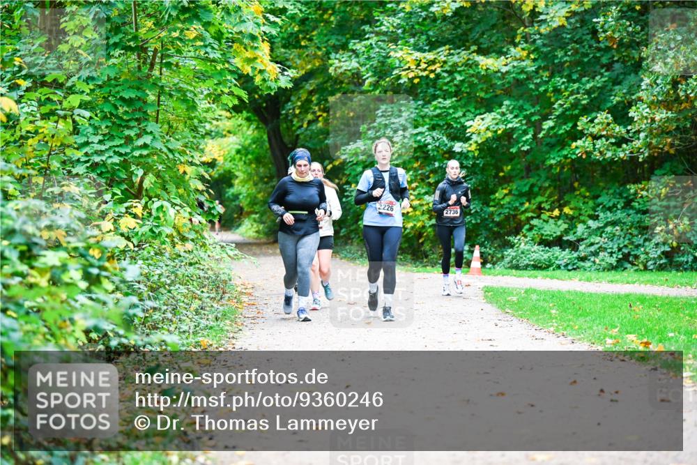 12.10.2025 - Bramfelder Halbmarathon 2025 Dr. Thomas Lammeyer http://msf.ph/oto/9360246 12.10.2025 11:11:18 Laufen 2226, 2736 meine-sportfotos.de