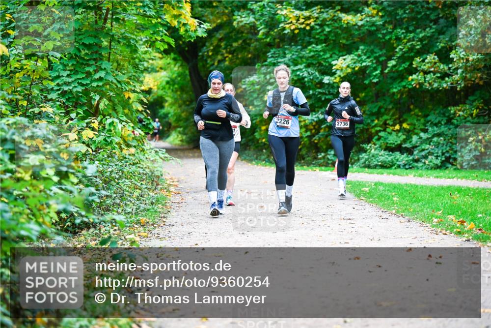 12.10.2025 - Bramfelder Halbmarathon 2025 Dr. Thomas Lammeyer http://msf.ph/oto/9360254 12.10.2025 11:11:20 Laufen 2226, 2736 meine-sportfotos.de