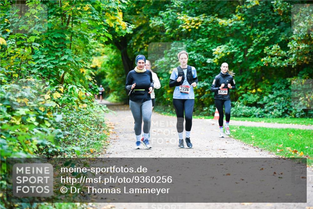 12.10.2025 - Bramfelder Halbmarathon 2025 Dr. Thomas Lammeyer http://msf.ph/oto/9360256 12.10.2025 11:11:20 Laufen 2226, 2736 meine-sportfotos.de