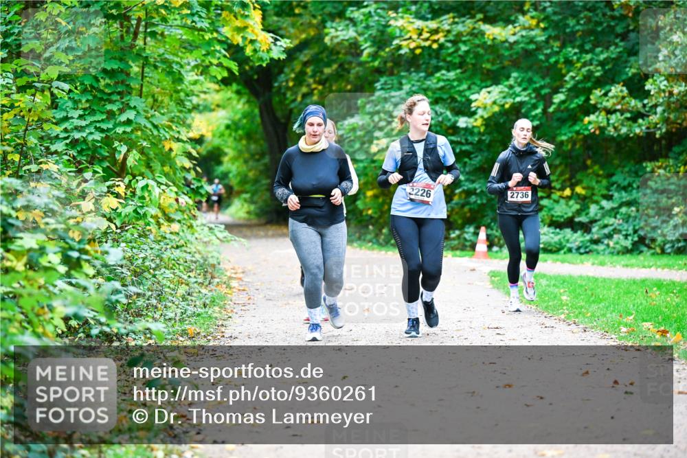 12.10.2025 - Bramfelder Halbmarathon 2025 Dr. Thomas Lammeyer http://msf.ph/oto/9360261 12.10.2025 11:11:20 Laufen 2226, 2736 meine-sportfotos.de