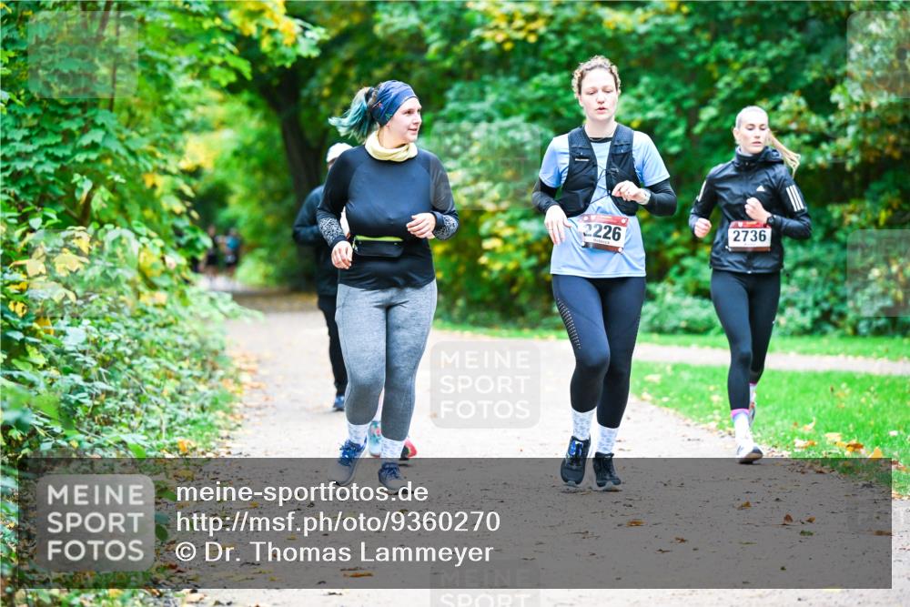 12.10.2025 - Bramfelder Halbmarathon 2025 Dr. Thomas Lammeyer http://msf.ph/oto/9360270 12.10.2025 11:11:22 Laufen 2226, 2736 meine-sportfotos.de