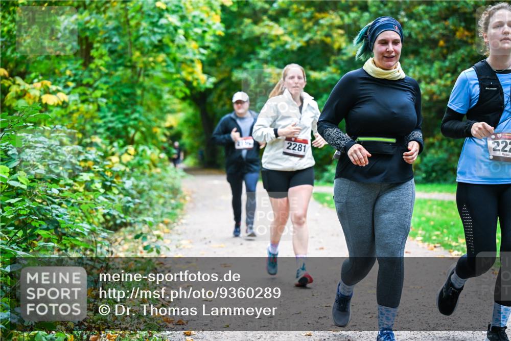 12.10.2025 - Bramfelder Halbmarathon 2025 Dr. Thomas Lammeyer http://msf.ph/oto/9360289 12.10.2025 11:11:25 Laufen 2281, 22 meine-sportfotos.de
