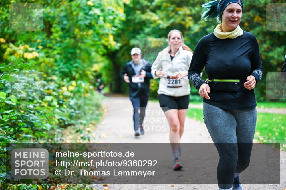 12.10.2025 - Bramfelder Halbmarathon 2025 Dr. Thomas Lammeyer http://msf.ph/oto/9360292 12.10.2025 11:11:25 Laufen 2281 meine-sportfotos.de