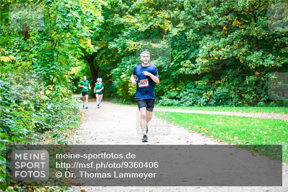 12.10.2025 - Bramfelder Halbmarathon 2025 Dr. Thomas Lammeyer http://msf.ph/oto/9360406 12.10.2025 11:12:13 Laufen 2957 meine-sportfotos.de