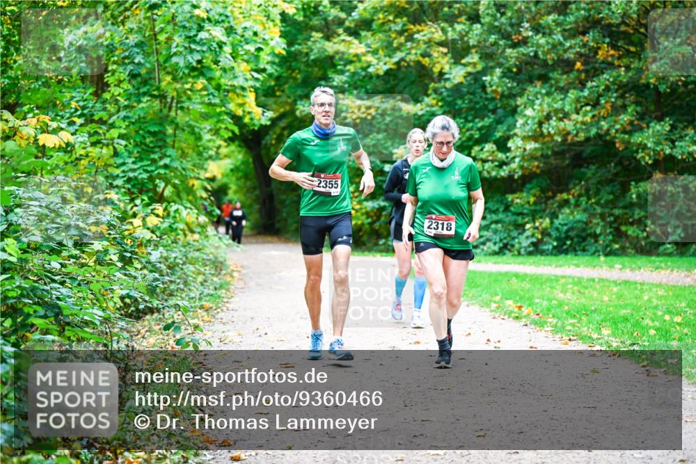12.10.2025 - Bramfelder Halbmarathon 2025 Dr. Thomas Lammeyer http://msf.ph/oto/9360466 12.10.2025 11:12:24 Laufen 2355, 2318 meine-sportfotos.de