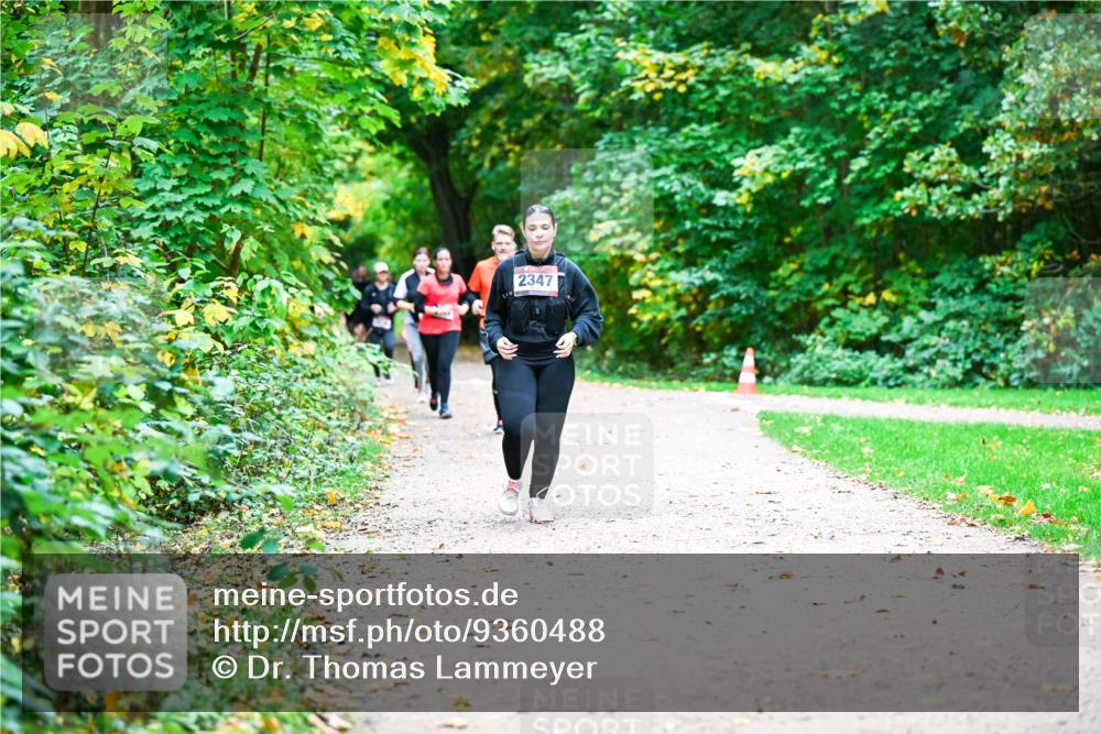 12.10.2025 - Bramfelder Halbmarathon 2025 Dr. Thomas Lammeyer http://msf.ph/oto/9360488 12.10.2025 11:12:36 Laufen 2347 meine-sportfotos.de