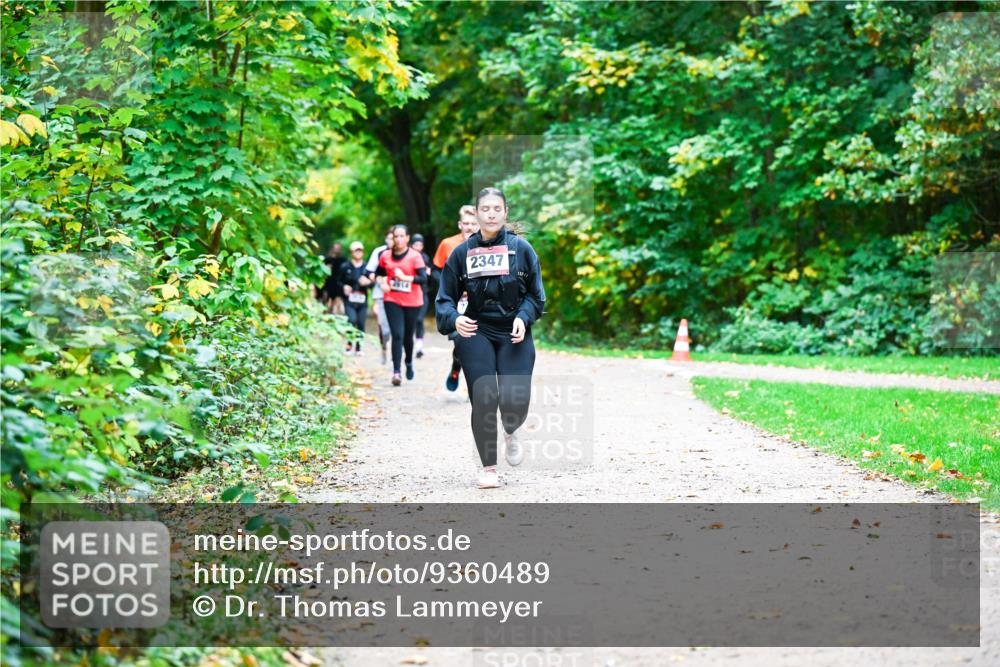 12.10.2025 - Bramfelder Halbmarathon 2025 Dr. Thomas Lammeyer http://msf.ph/oto/9360489 12.10.2025 11:12:36 Laufen 2914, 2347 meine-sportfotos.de