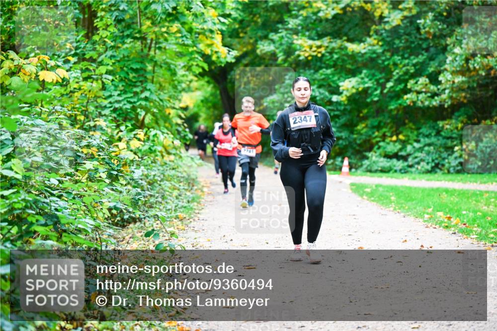 12.10.2025 - Bramfelder Halbmarathon 2025 Dr. Thomas Lammeyer http://msf.ph/oto/9360494 12.10.2025 11:12:38 Laufen 7781, 2347 meine-sportfotos.de