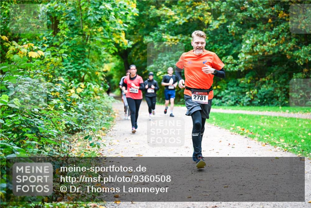 12.10.2025 - Bramfelder Halbmarathon 2025 Dr. Thomas Lammeyer http://msf.ph/oto/9360508 12.10.2025 11:12:41 Laufen 2914, 2781 meine-sportfotos.de