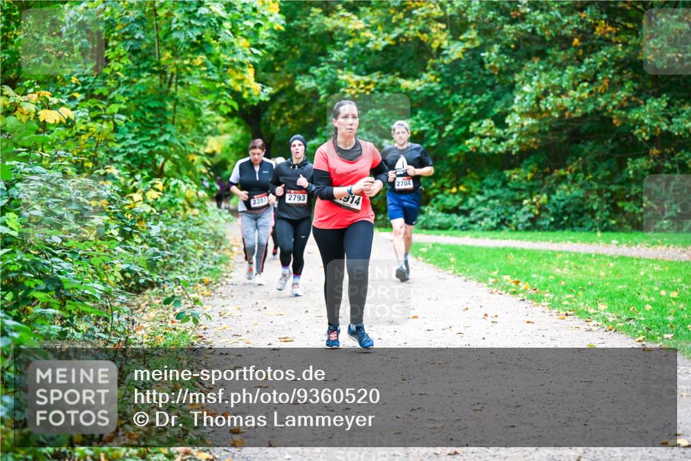 12.10.2025 - Bramfelder Halbmarathon 2025 Dr. Thomas Lammeyer http://msf.ph/oto/9360520 12.10.2025 11:12:44 Laufen 2387, 2793, 914, 2704 meine-sportfotos.de