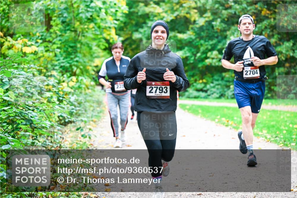 12.10.2025 - Bramfelder Halbmarathon 2025 Dr. Thomas Lammeyer http://msf.ph/oto/9360537 12.10.2025 11:12:47 Laufen 238, 2793, 2014, 2704 meine-sportfotos.de