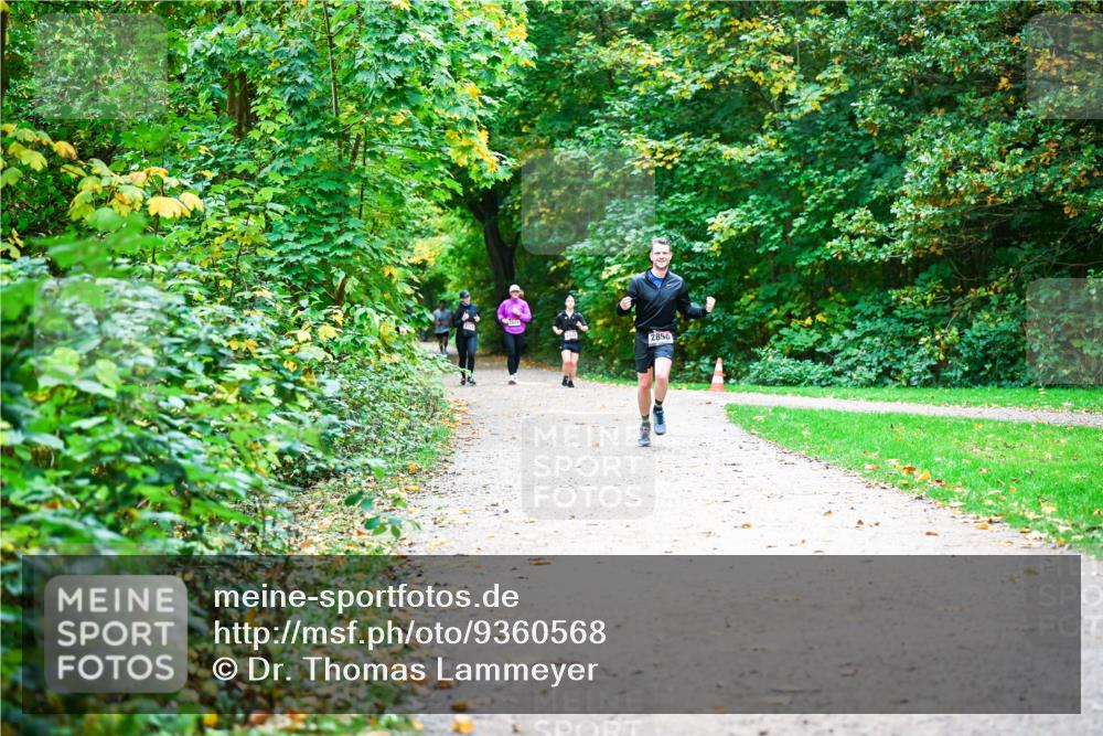 12.10.2025 - Bramfelder Halbmarathon 2025 Dr. Thomas Lammeyer http://msf.ph/oto/9360568 12.10.2025 11:12:56 Laufen 2850 meine-sportfotos.de