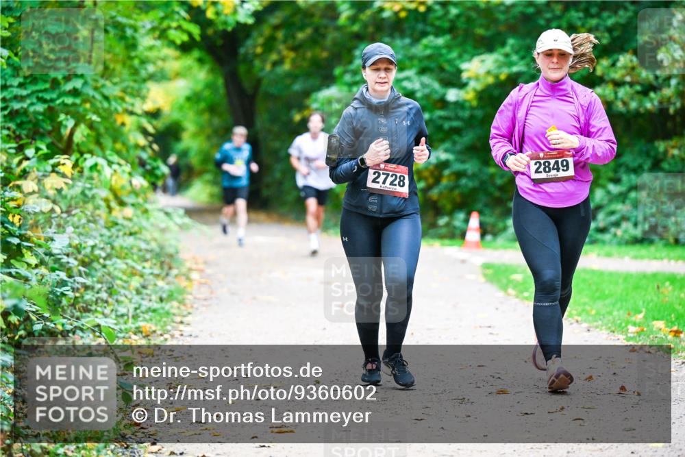 12.10.2025 - Bramfelder Halbmarathon 2025 Dr. Thomas Lammeyer http://msf.ph/oto/9360602 12.10.2025 11:13:07 Laufen 2728, 20, 2849 meine-sportfotos.de