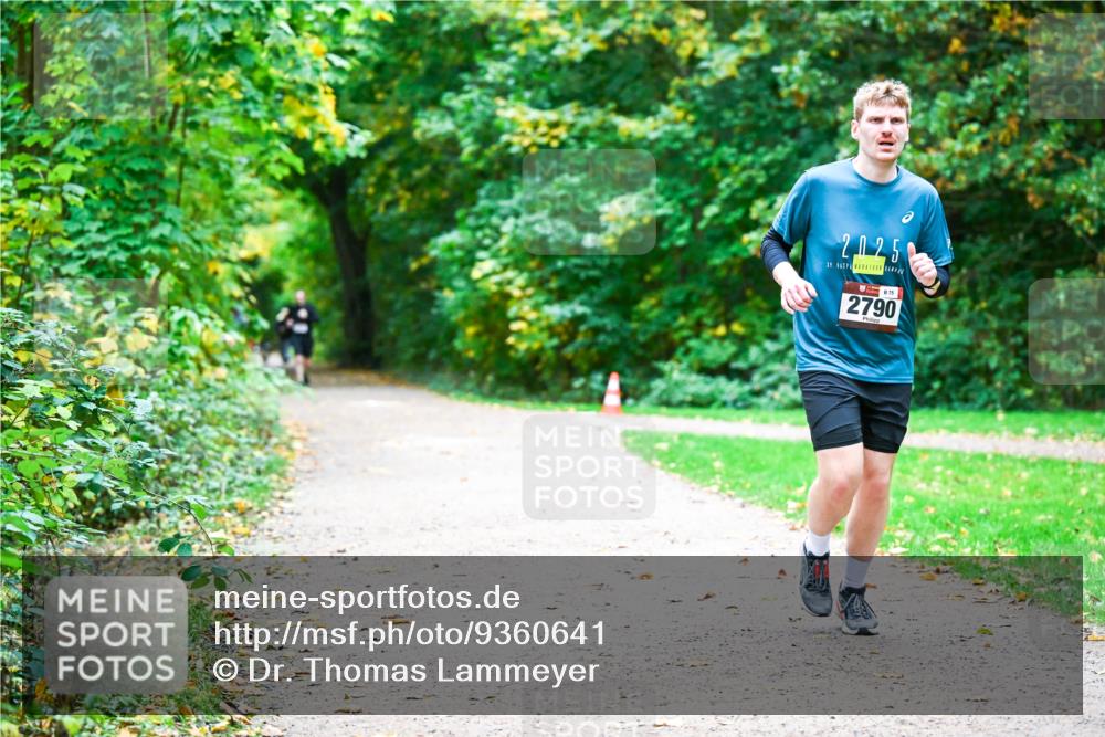 12.10.2025 - Bramfelder Halbmarathon 2025 Dr. Thomas Lammeyer http://msf.ph/oto/9360641 12.10.2025 11:13:16 Laufen 2025, 39, 75, 2790 meine-sportfotos.de