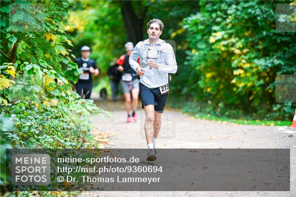 12.10.2025 - Bramfelder Halbmarathon 2025 Dr. Thomas Lammeyer http://msf.ph/oto/9360694 12.10.2025 11:13:30 Laufen 273 meine-sportfotos.de