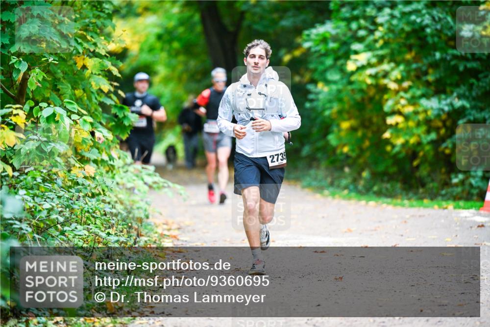 12.10.2025 - Bramfelder Halbmarathon 2025 Dr. Thomas Lammeyer http://msf.ph/oto/9360695 12.10.2025 11:13:30 Laufen 2735 meine-sportfotos.de