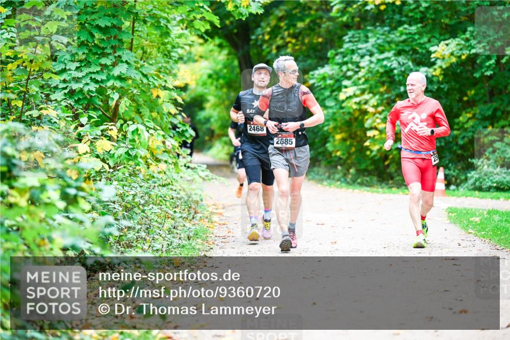 12.10.2025 - Bramfelder Halbmarathon 2025 Dr. Thomas Lammeyer http://msf.ph/oto/9360720 12.10.2025 11:13:37 Laufen 2468, 2685 meine-sportfotos.de