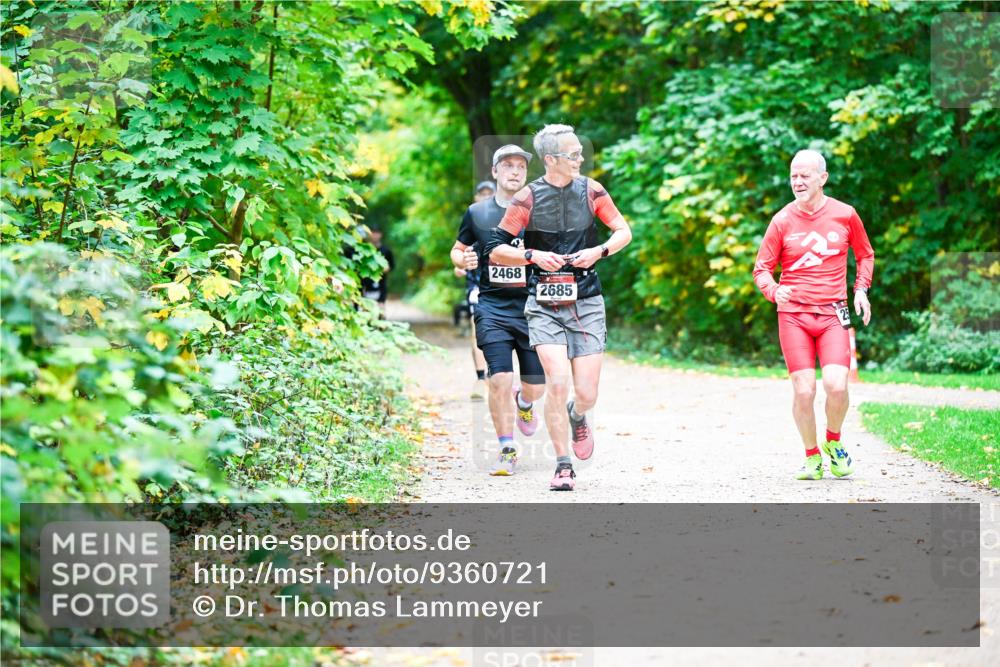 12.10.2025 - Bramfelder Halbmarathon 2025 Dr. Thomas Lammeyer http://msf.ph/oto/9360721 12.10.2025 11:13:37 Laufen 2468, 2685 meine-sportfotos.de
