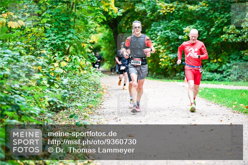 12.10.2025 - Bramfelder Halbmarathon 2025 Dr. Thomas Lammeyer http://msf.ph/oto/9360730 12.10.2025 11:13:38 Laufen 2685 meine-sportfotos.de