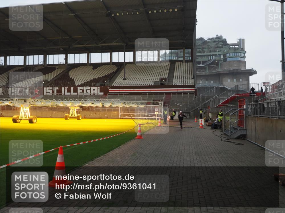 07.12.2025 - St. Pauli X-Mass-Run No. 15 Fabian Wolf http://msf.ph/oto/9361041 07.12.2025 09:56:27 Ziel 1483, 3255 meine-sportfotos.de