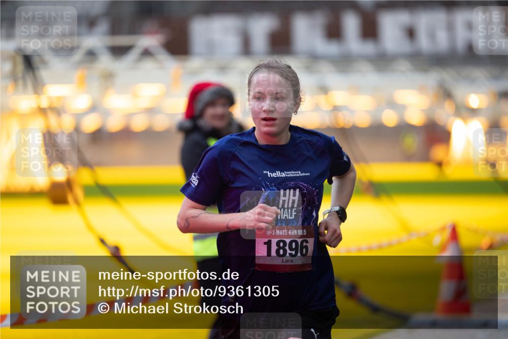 07.12.2025 - St. Pauli X-Mass-Run No. 15 Michael Strokosch http://msf.ph/oto/9361305 07.12.2025 10:50:50 Laufen 29, 15, 1896 meine-sportfotos.de