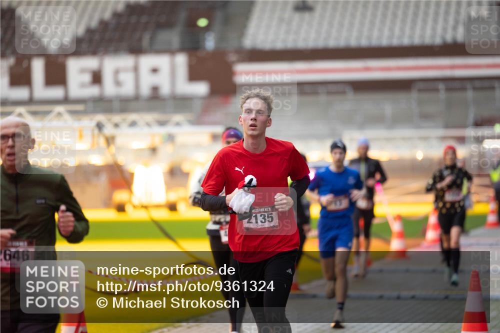 07.12.2025 - St. Pauli X-Mass-Run No. 15 Michael Strokosch http://msf.ph/oto/9361324 07.12.2025 10:51:52 Laufen 2646, 15, 2135 meine-sportfotos.de