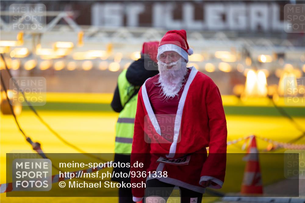 07.12.2025 - St. Pauli X-Mass-Run No. 15 Michael Strokosch http://msf.ph/oto/9361338 07.12.2025 10:52:50 Laufen 2494 meine-sportfotos.de