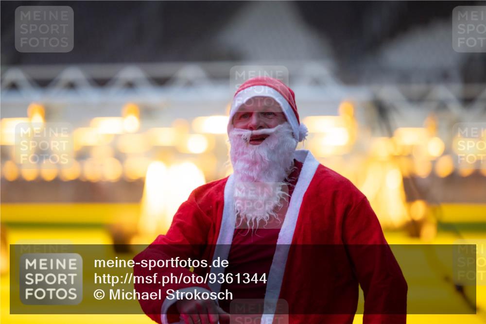07.12.2025 - St. Pauli X-Mass-Run No. 15 Michael Strokosch http://msf.ph/oto/9361344 07.12.2025 10:52:53 Laufen  meine-sportfotos.de