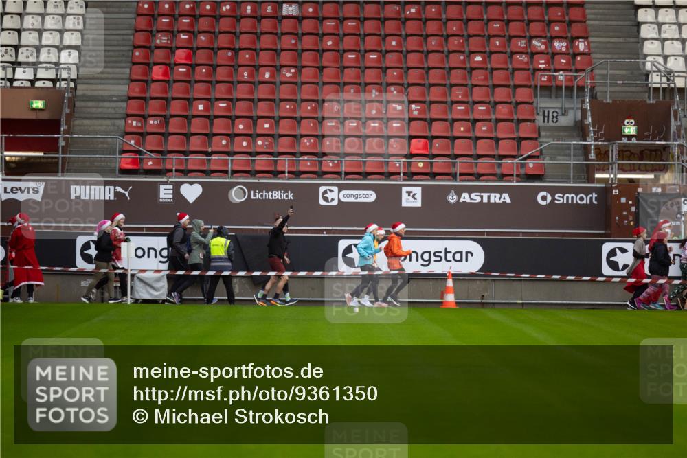 07.12.2025 - St. Pauli X-Mass-Run No. 15 Michael Strokosch http://msf.ph/oto/9361350 07.12.2025 10:53:09 Laufen 130, 8 meine-sportfotos.de