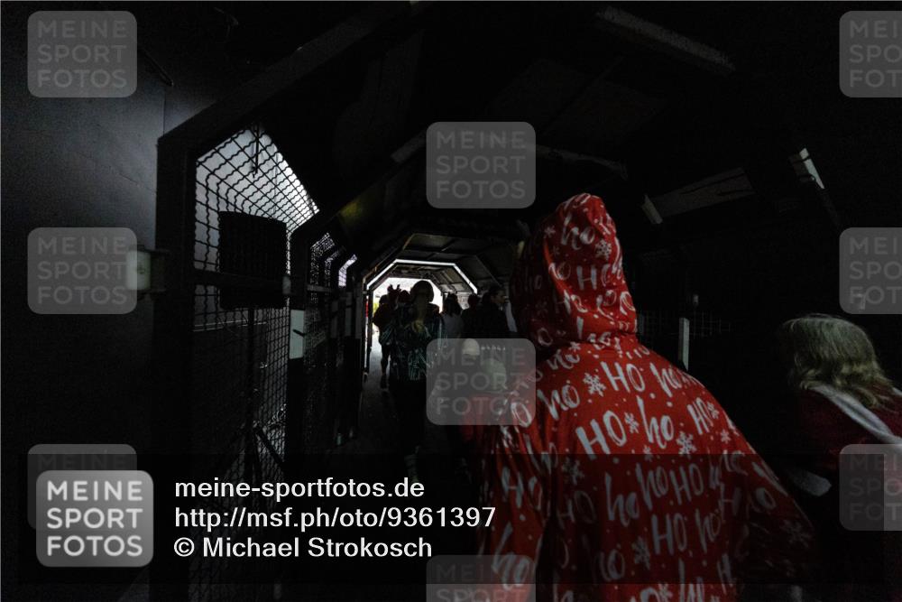 07.12.2025 - St. Pauli X-Mass-Run No. 15 Michael Strokosch http://msf.ph/oto/9361397 07.12.2025 11:11:56 Laufen 6 meine-sportfotos.de