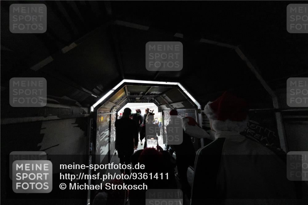 07.12.2025 - St. Pauli X-Mass-Run No. 15 Michael Strokosch http://msf.ph/oto/9361411 07.12.2025 11:12:05 Laufen  meine-sportfotos.de