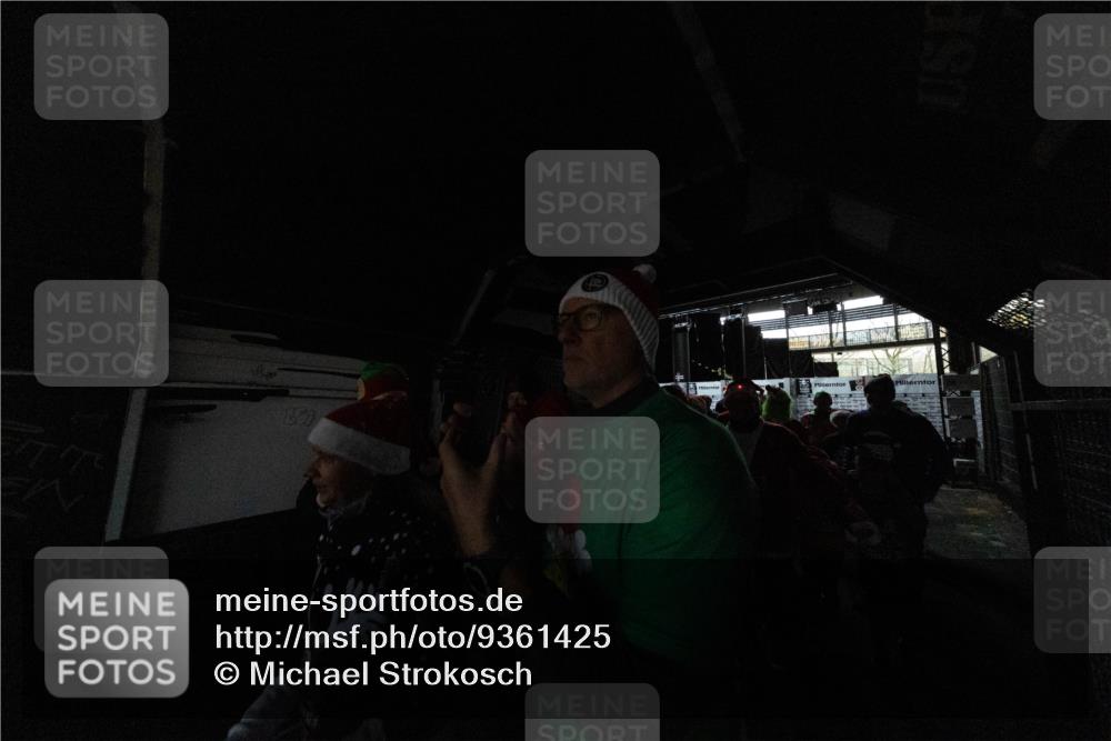 07.12.2025 - St. Pauli X-Mass-Run No. 15 Michael Strokosch http://msf.ph/oto/9361425 07.12.2025 11:12:18 Laufen  meine-sportfotos.de