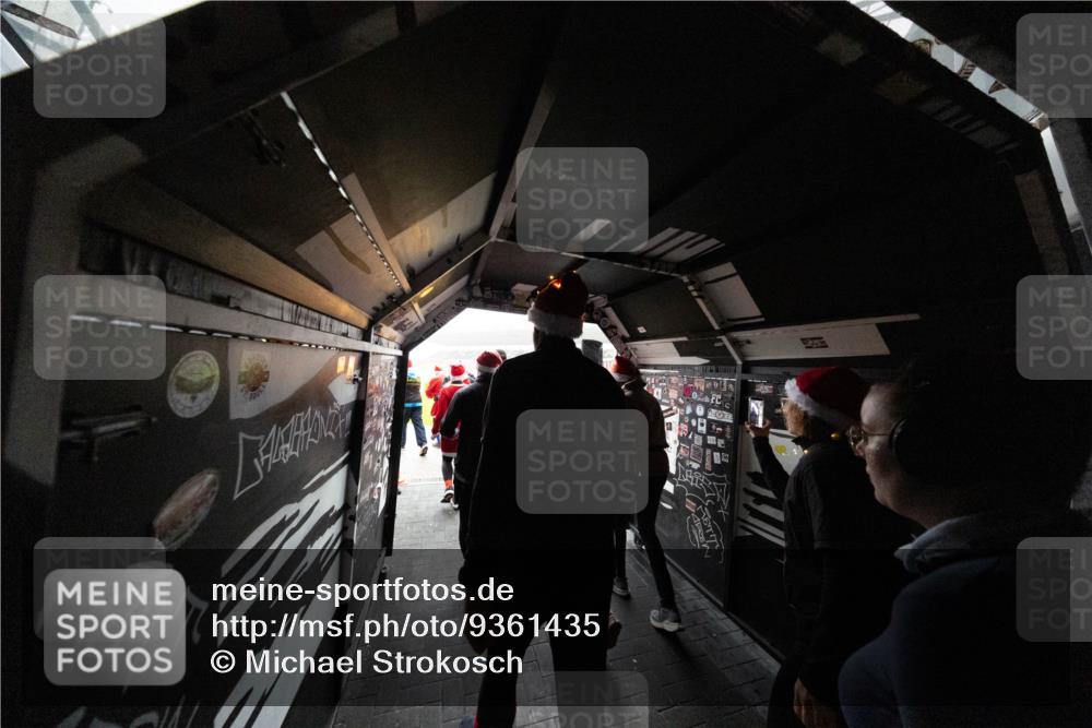 07.12.2025 - St. Pauli X-Mass-Run No. 15 Michael Strokosch http://msf.ph/oto/9361435 07.12.2025 11:12:35 Laufen  meine-sportfotos.de