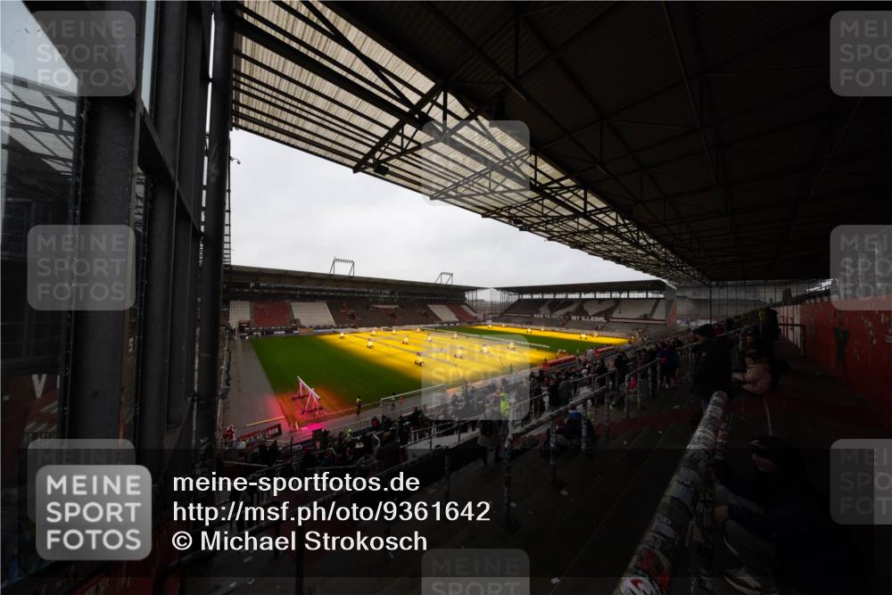07.12.2025 - St. Pauli X-Mass-Run No. 15 Michael Strokosch http://msf.ph/oto/9361642 07.12.2025 11:26:57 Laufen  meine-sportfotos.de