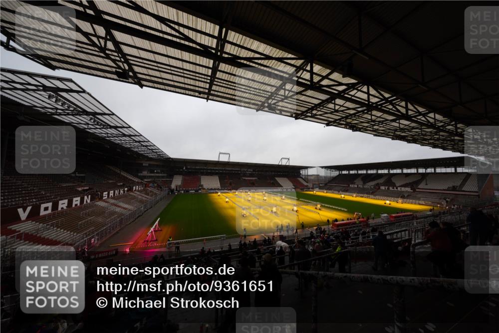 07.12.2025 - St. Pauli X-Mass-Run No. 15 Michael Strokosch http://msf.ph/oto/9361651 07.12.2025 11:27:18 Laufen  meine-sportfotos.de