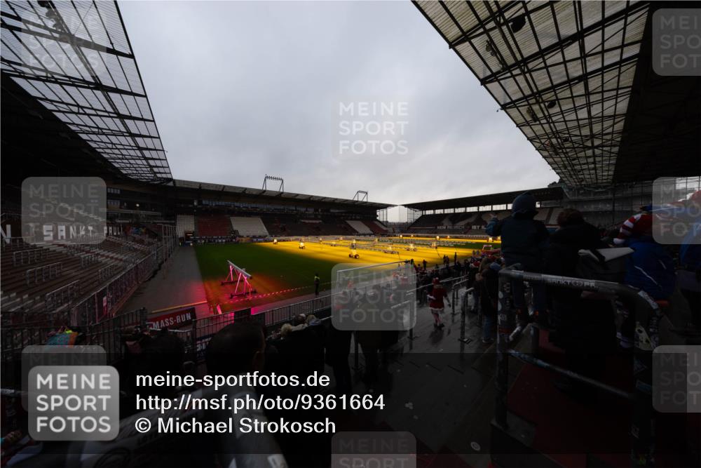 07.12.2025 - St. Pauli X-Mass-Run No. 15 Michael Strokosch http://msf.ph/oto/9361664 07.12.2025 11:32:14 Laufen  meine-sportfotos.de